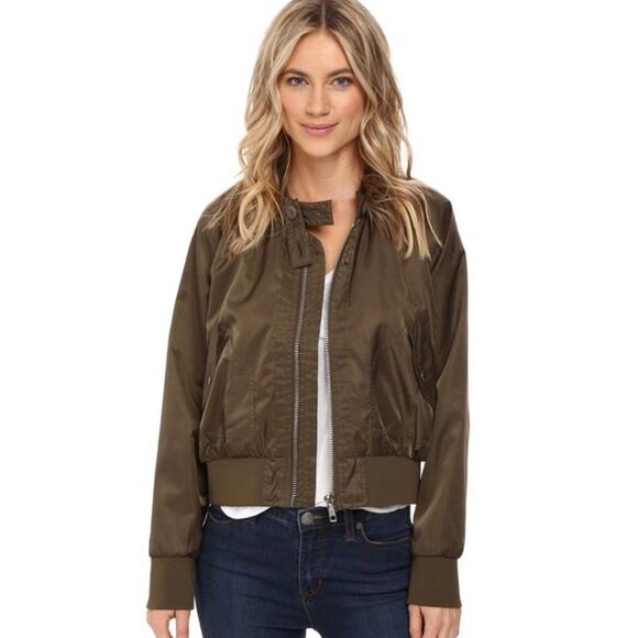 Free People Jackets & Blazers - FREE PEOPLE Midnight Bomber Sateen Jacket Womens Medium Olive Green Long Sleeve